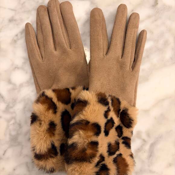 Faux Suede Gloves Leopard Print Faux Fur Cuffs Mob Wife Old Money 90s Luxury S-M - Picture 2 of 7